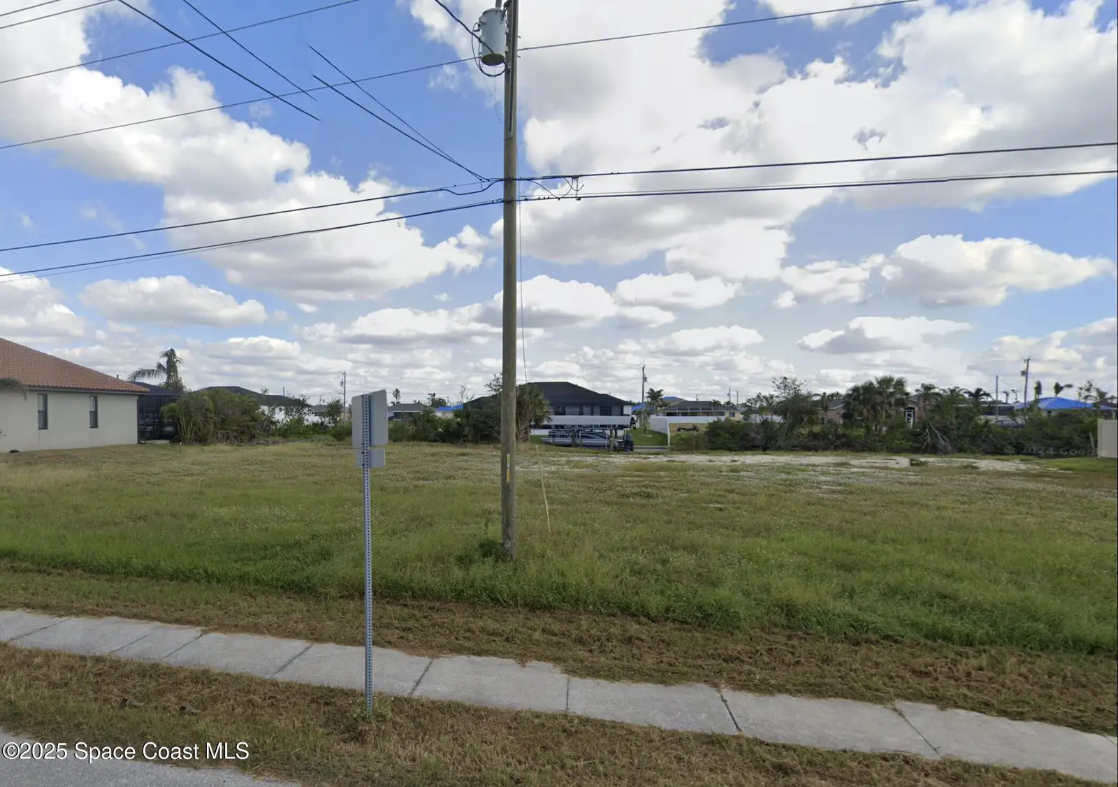 2513 Surfside Boulevard, Cape Coral, Fl 33914, FL