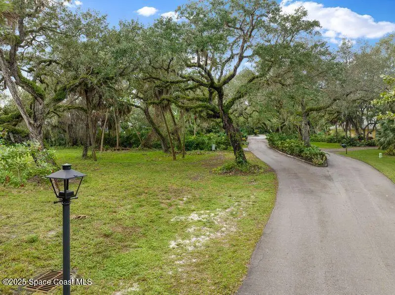 2545 Riverview Court, Vero Beach, Fl 32963, FL