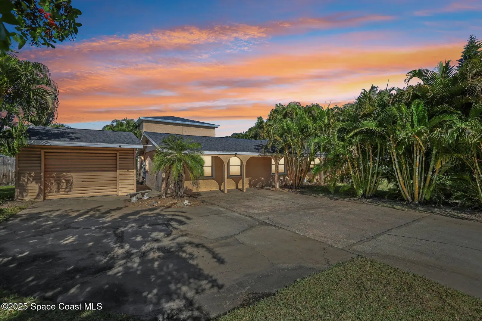 220 Avenida De Paz, Indialantic, Fl 32903, FL