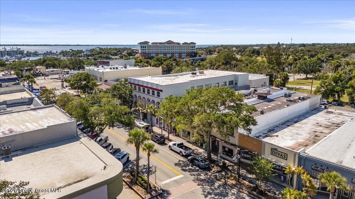 905 E New Haven Avenue 205, Melbourne, Fl 32901, FL
