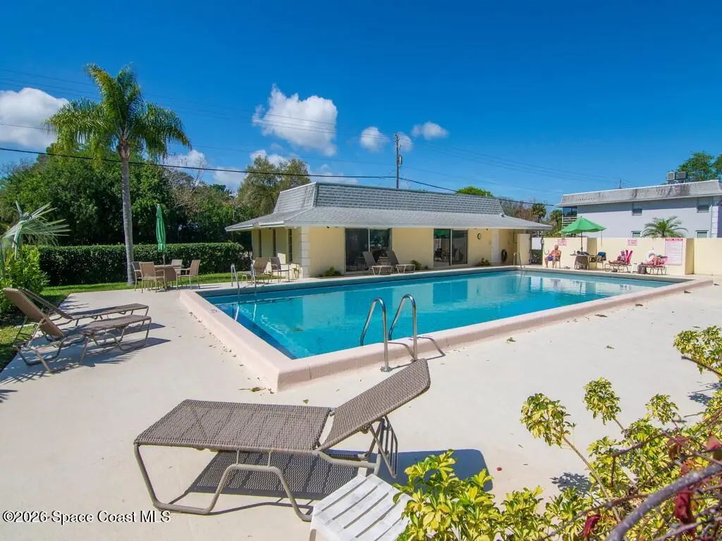 1166 6th Avenue C5, Vero Beach, Fl 32960, FL