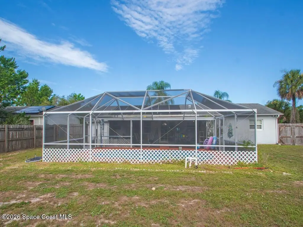 689 Caballero Avenue Se, Palm Bay, Fl 32909, FL