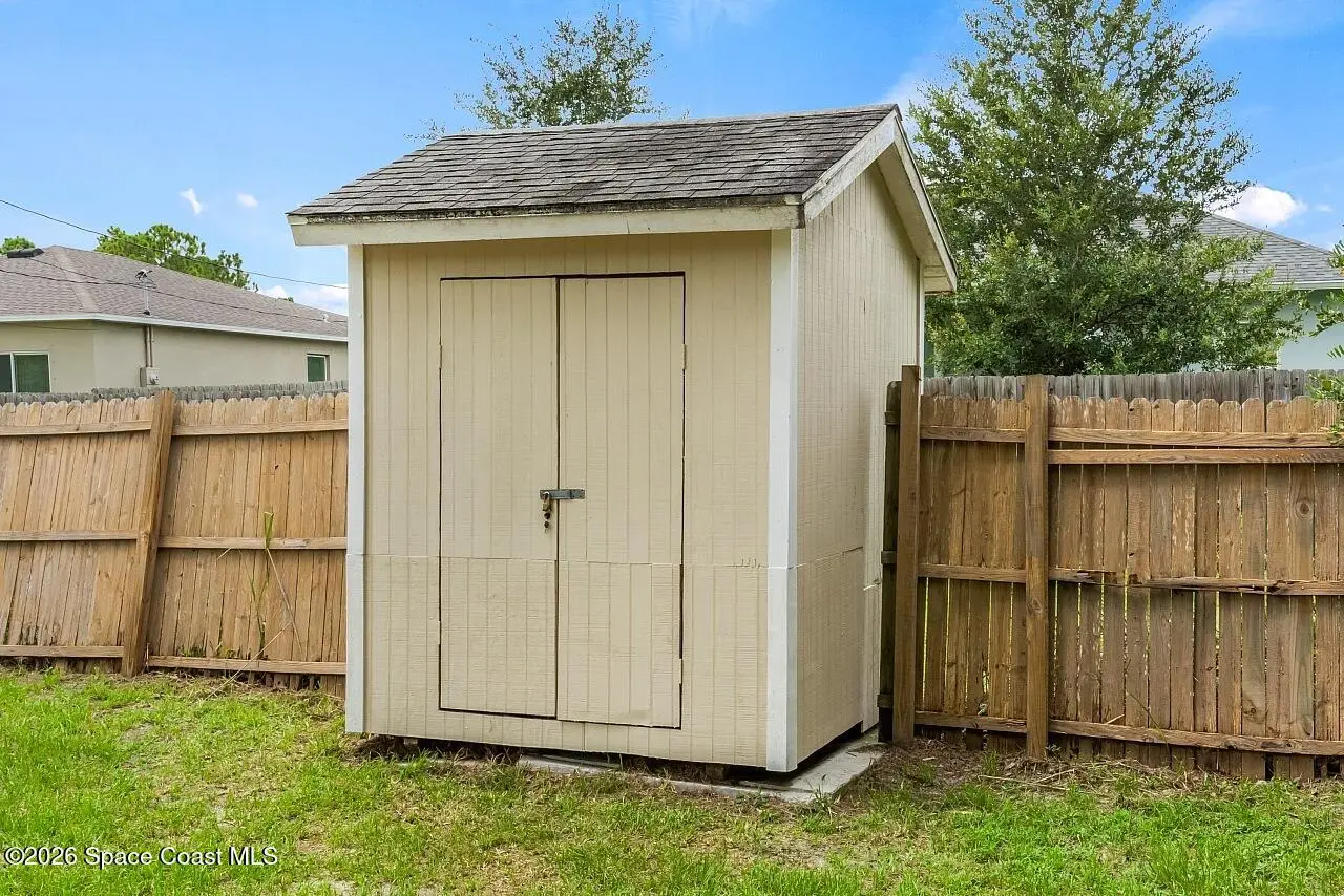 8525 101st Court, Vero Beach, Fl 32967, FL