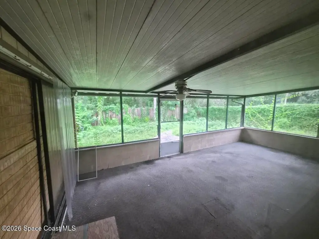 180 Lee Road, West Melbourne, Fl 32904, FL