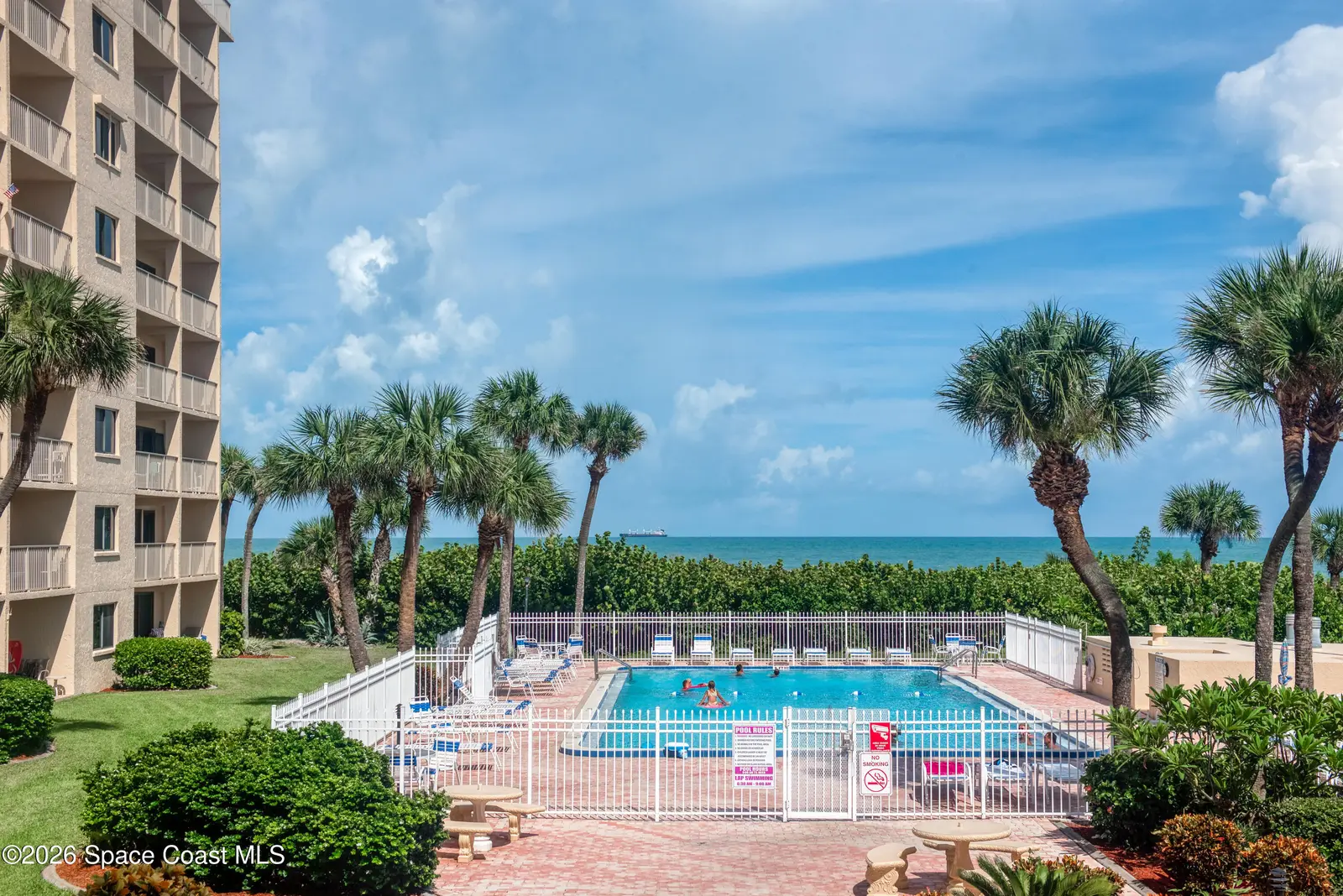 7520 Ridgewood Avenue 208, Cape Canaveral, Fl 32920, FL