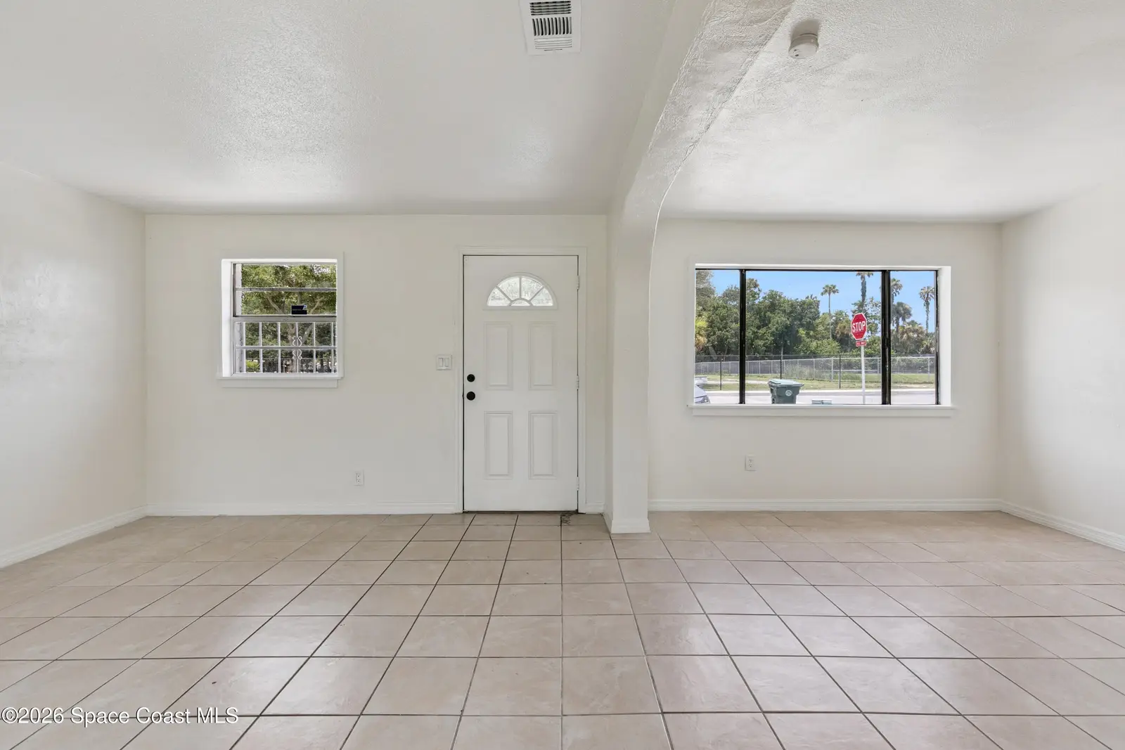 875 Loomis Avenue, Daytona Beach, Fl 32114, FL