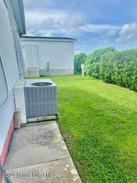 922 Thrush Circle, Barefoot Bay, Fl 32976, FL