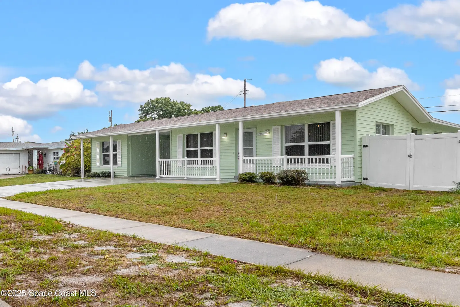2356 Lakeview Drive, Melbourne, Fl 32935, FL