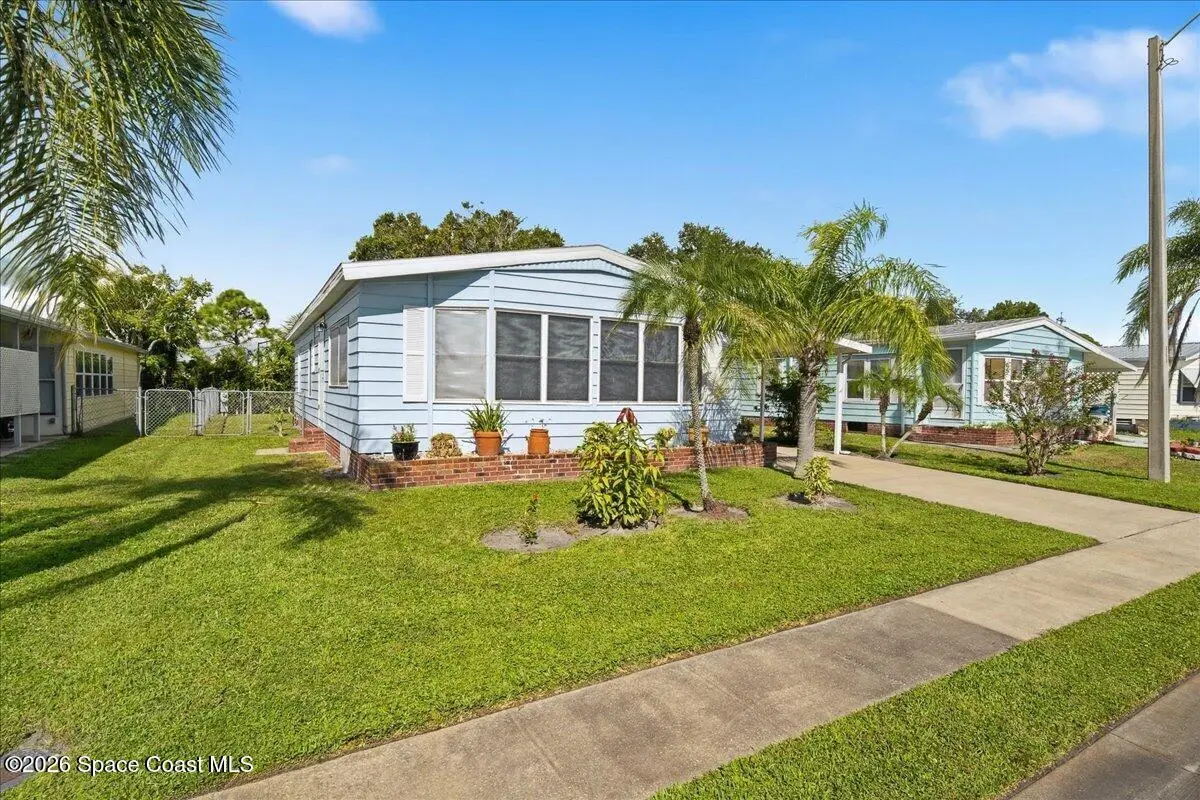 1884 Mango Street Ne, Palm Bay, Fl 32905, FL
