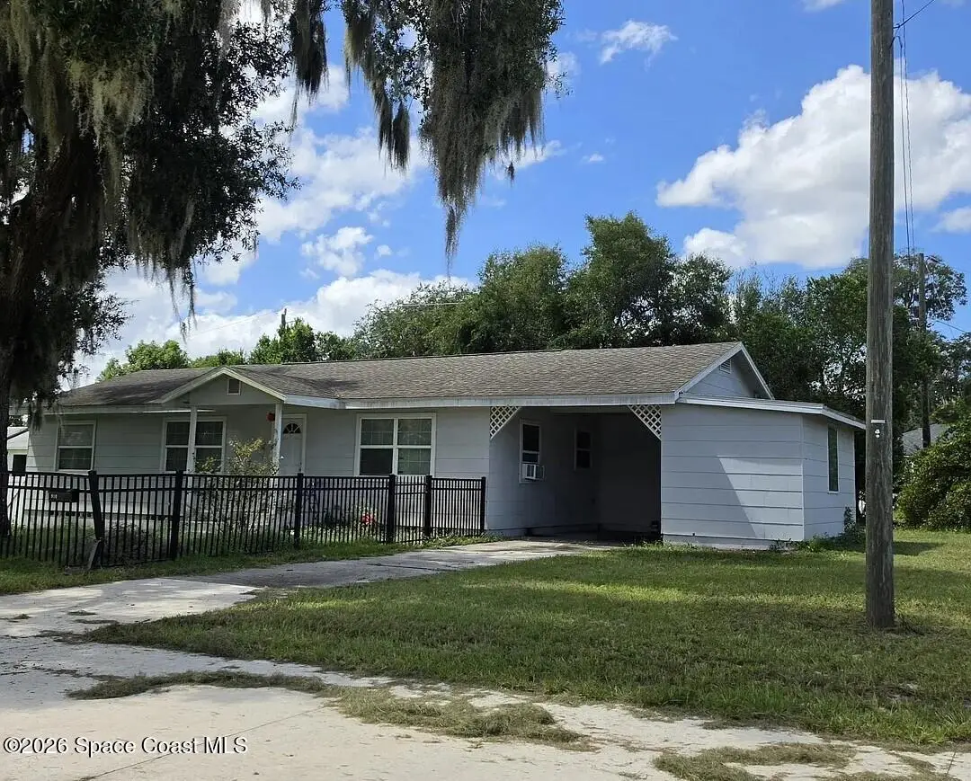 910 N Garfield Avenue, Deland, Fl 32724, FL