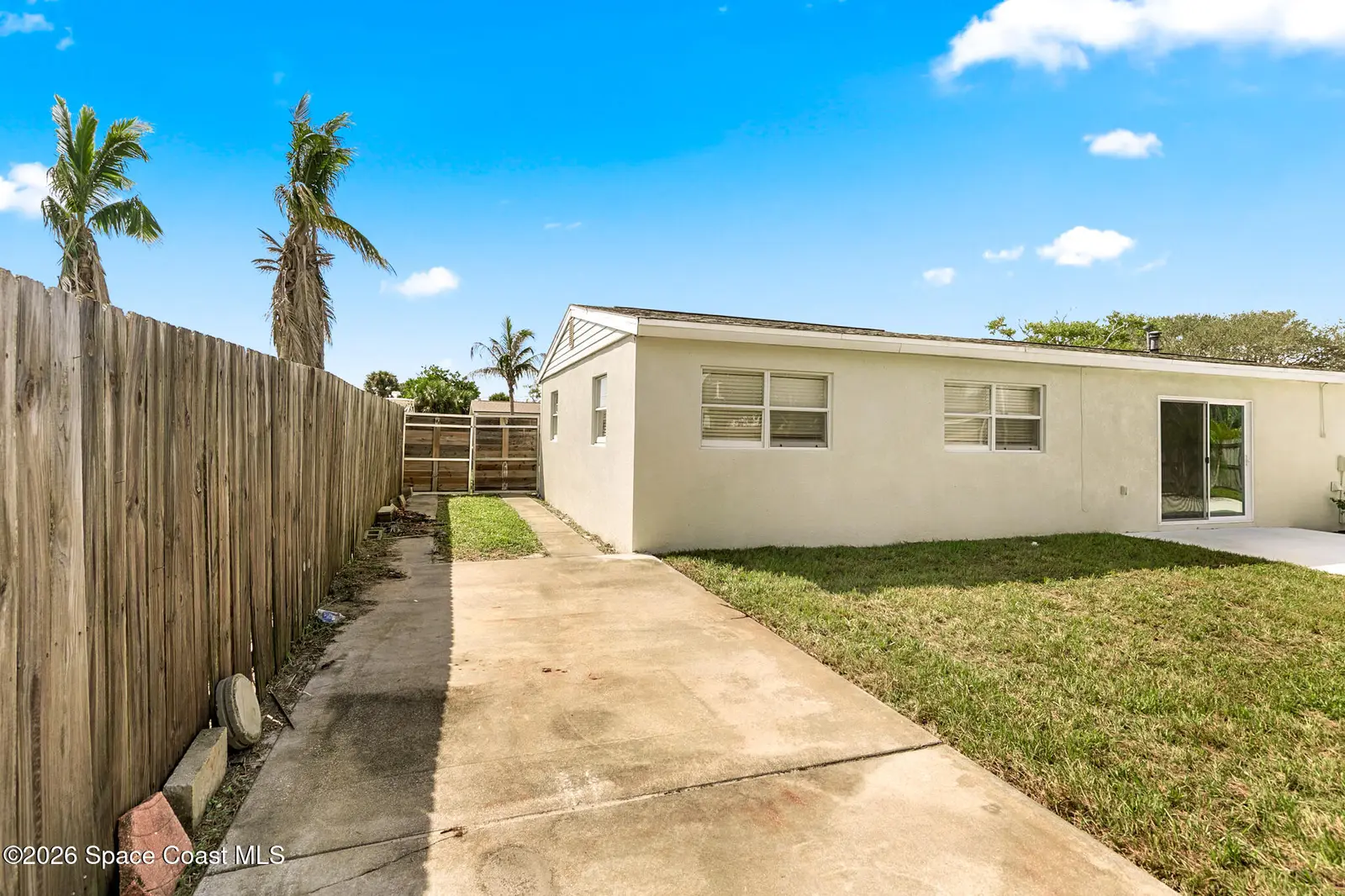 215 Ne 2nd Street, Satellite Beach, Fl 32937, FL