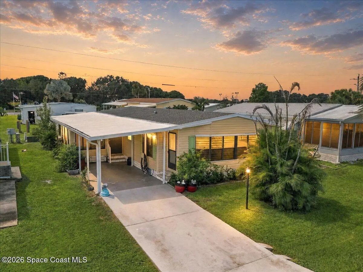 5351 Bannock Street, Micco, Fl 32976, FL