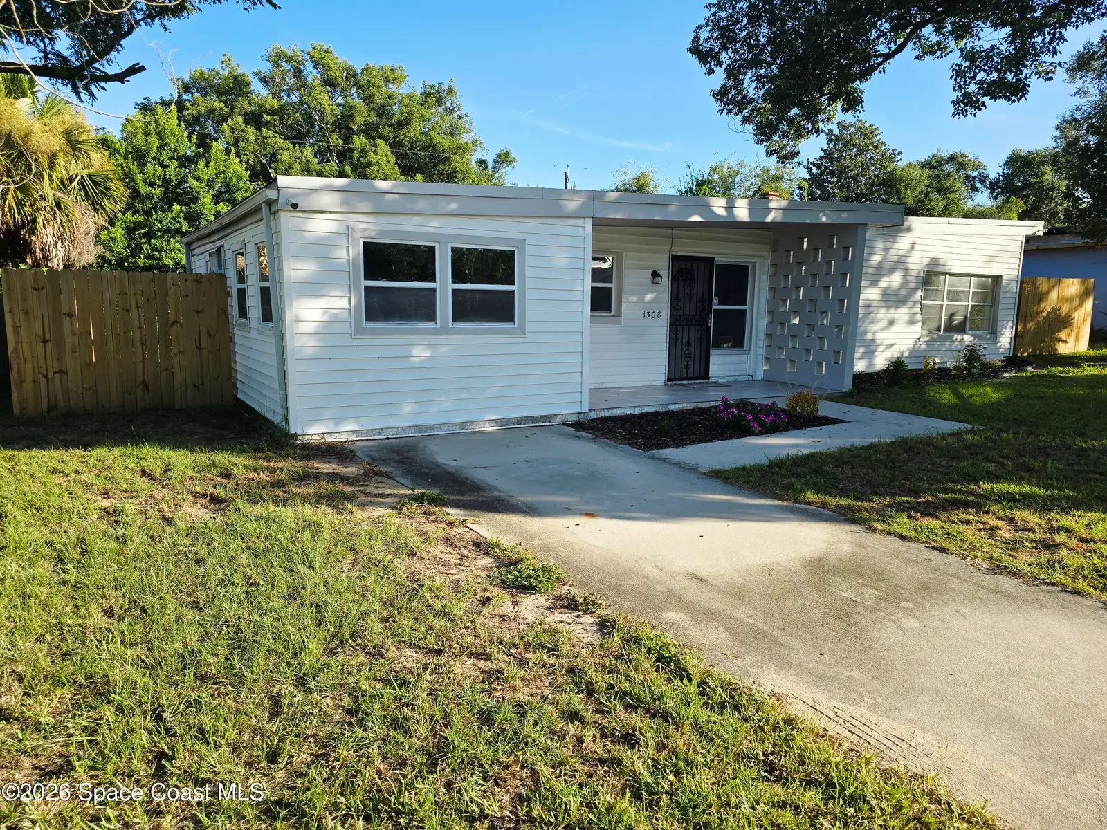 1308 Moore Street, Daytona Beach, Fl 32114, FL