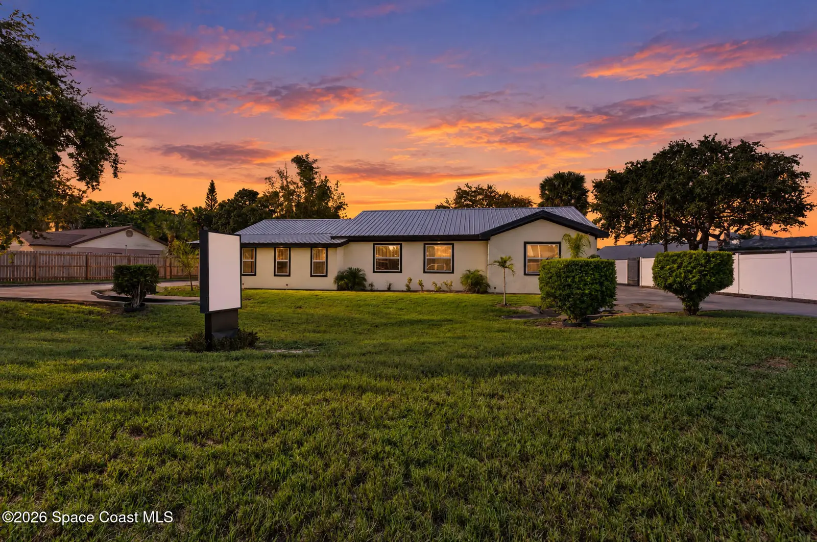 514 Loveridge Drive, Melbourne, Fl 32935, FL