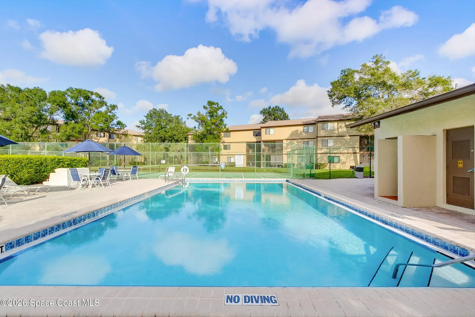7821 Maplewood Drive 402, West Melbourne, Fl 32904, FL
