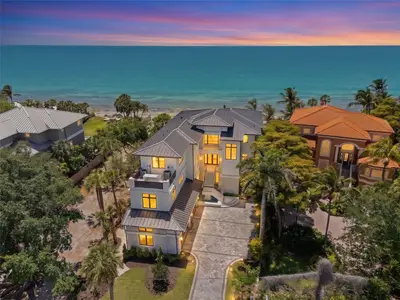 SARASOTA, FL — Residential