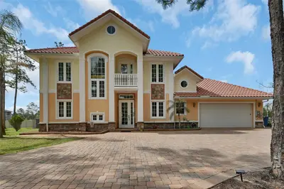 ORMOND BEACH, FL — Residential