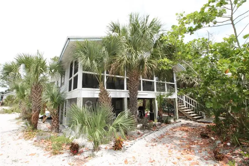 9352  Little Gasparilla Is, FL
