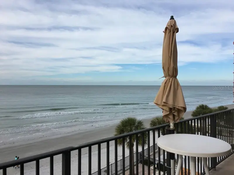 16330 Gulf Blvd #304, FL