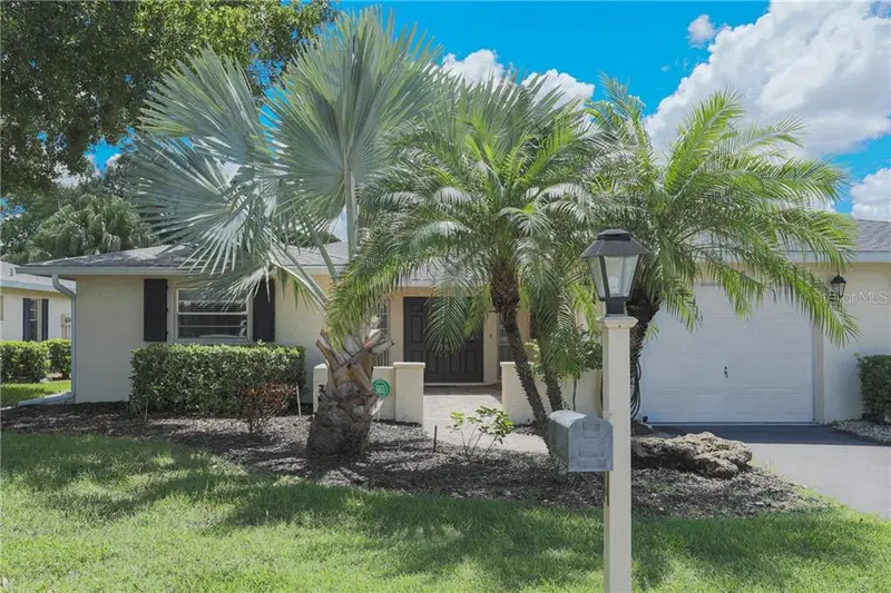 6986 W Country Club Dr N #6986, FL