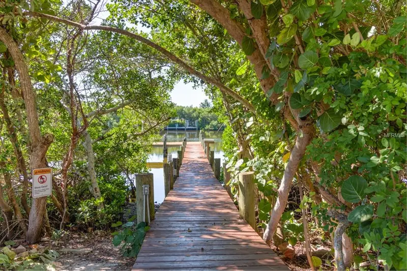 191 Kettle Harbor Dr, FL