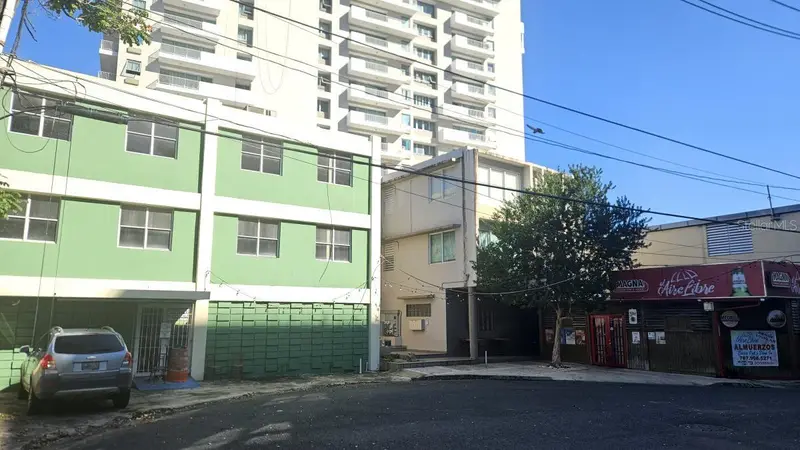 11 Vela St., PR