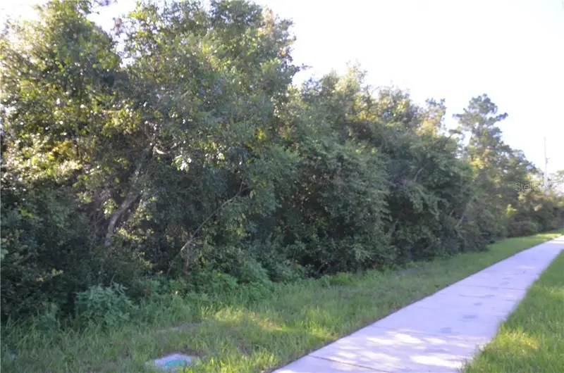 Howland Blvd, FL