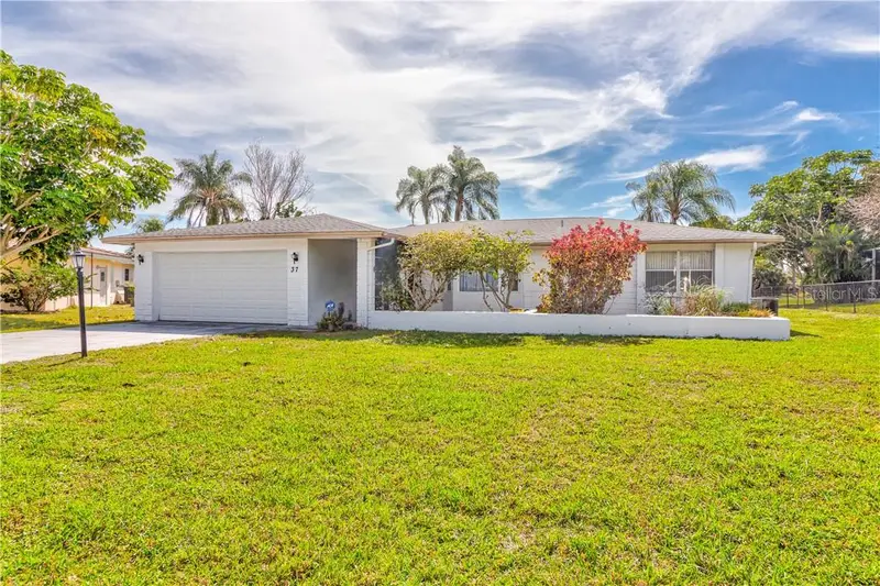 37 Oakland Hills Pl, FL
