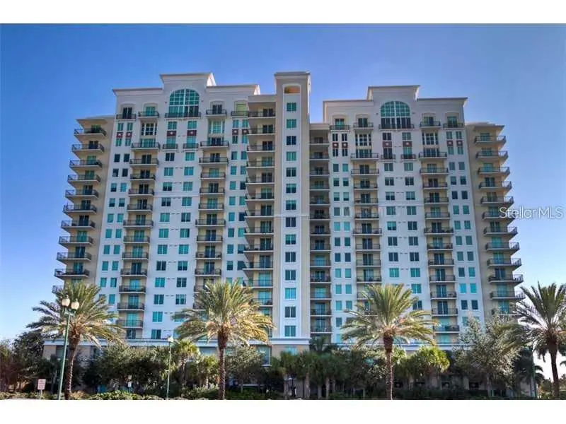 800 N. Tamiami Trail #303, FL