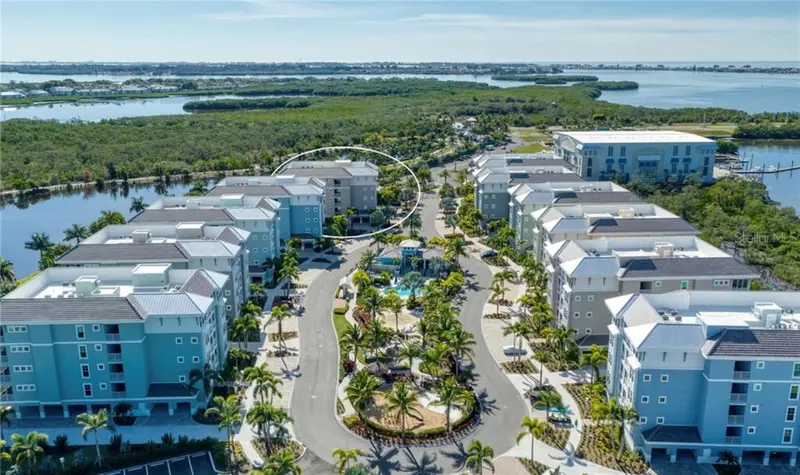 395 Aruba Cir #203, FL