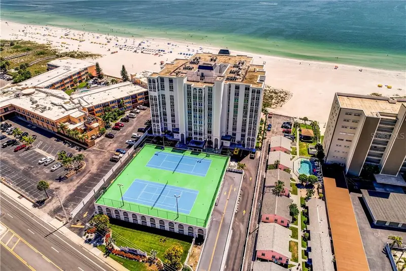 4950 Gulf Blvd #304, FL