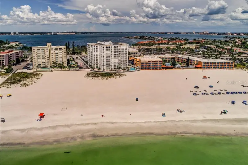 4950 Gulf Blvd #304, FL