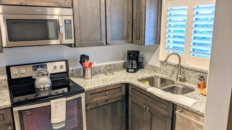 1624 Stickney Point #107, FL