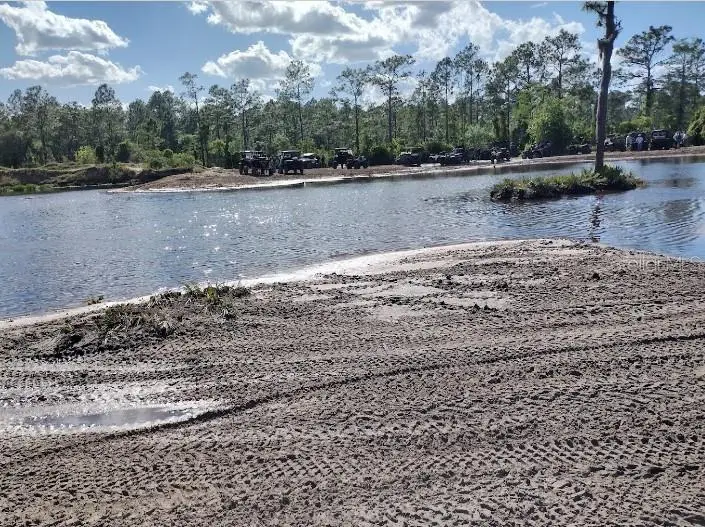 Holopaw Groves Rd, FL