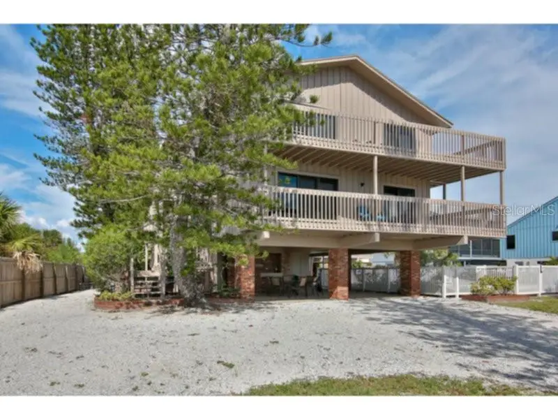 460 Beach Rd #A1, FL