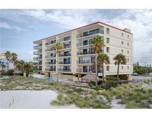 13650 Gulf Blvd #304, FL