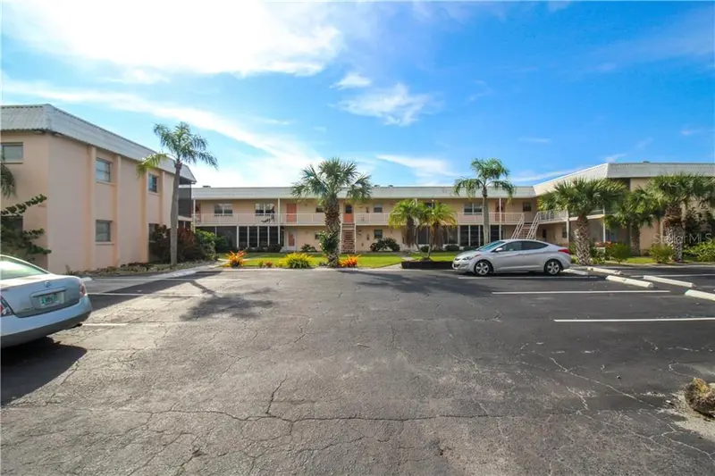 460 Base Ave E #125, FL