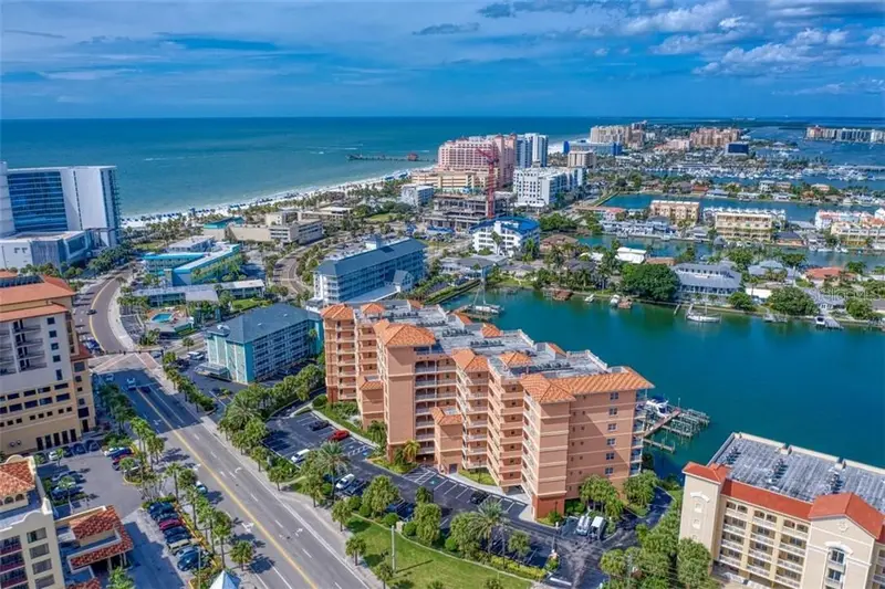 530 S Gulfview Blvd #401, FL