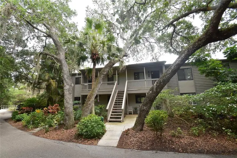 1523 Clower Creek Dr #Ha246, FL