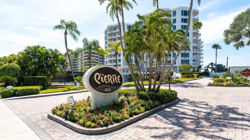 455 Longboat Club Rd #Ph1, FL