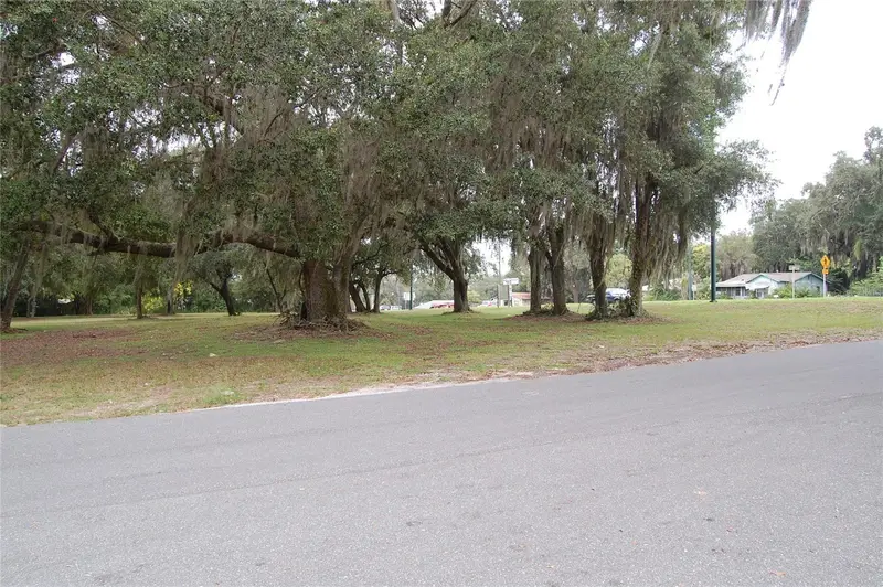 Us Hwy 441 E North Blvd, FL