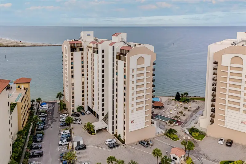 450 S Gulfview Blvd #1702, FL