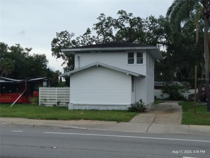 909 And 911 West Hillsborough Ave, FL