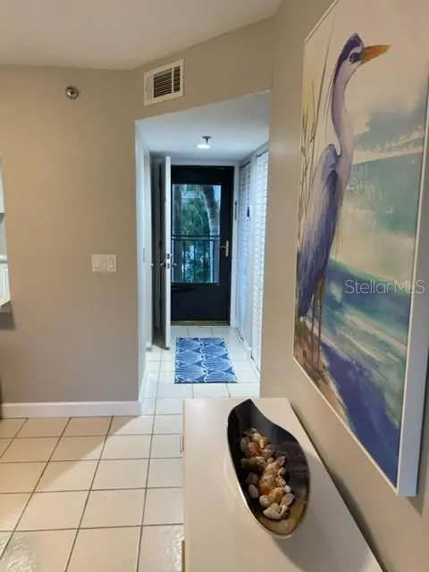 1001 Benjamin Franklin Dr #212, FL