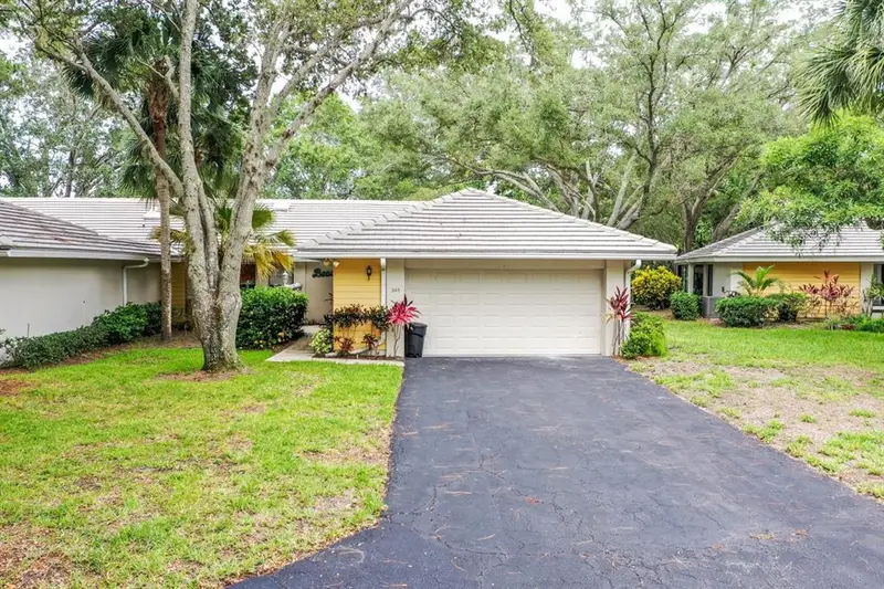 243 Southampton Ln #273, FL
