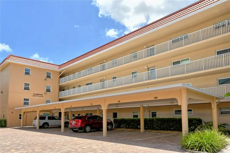 1250 N Portofino Dr #102mar, FL