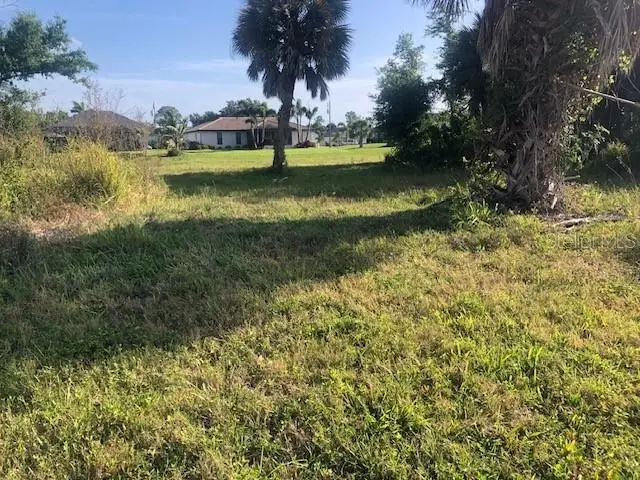 174 Long Meadow Ln, FL