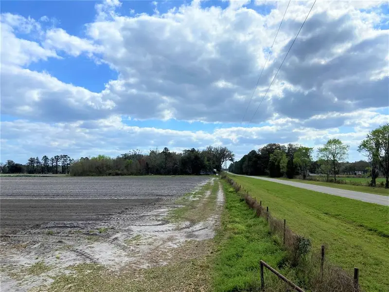 24103 Nw County Road 239, FL