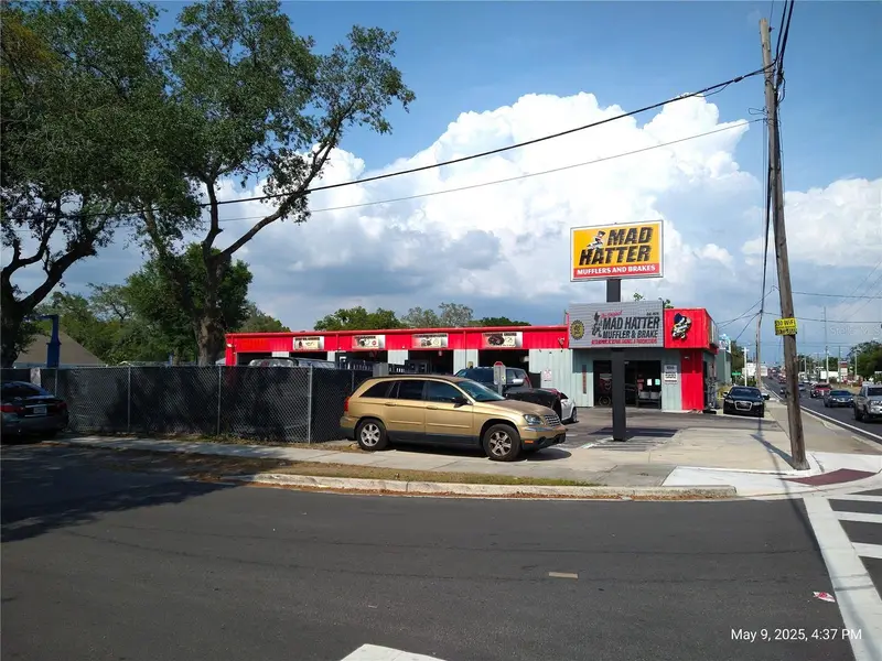 715 West Waters Ave, FL