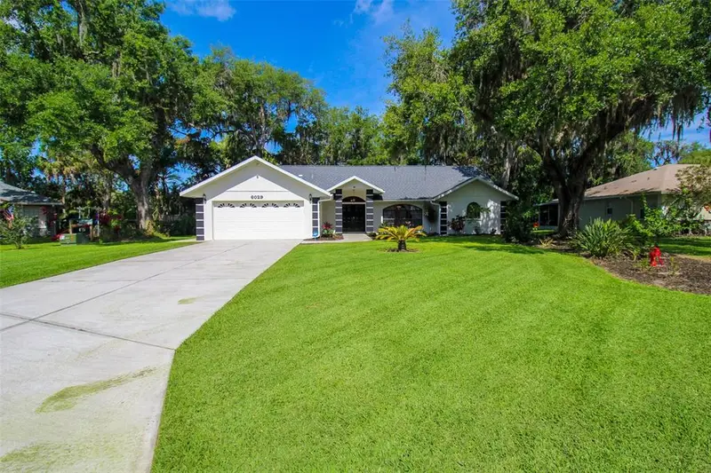 6029 22nd Avenue Cir E, FL